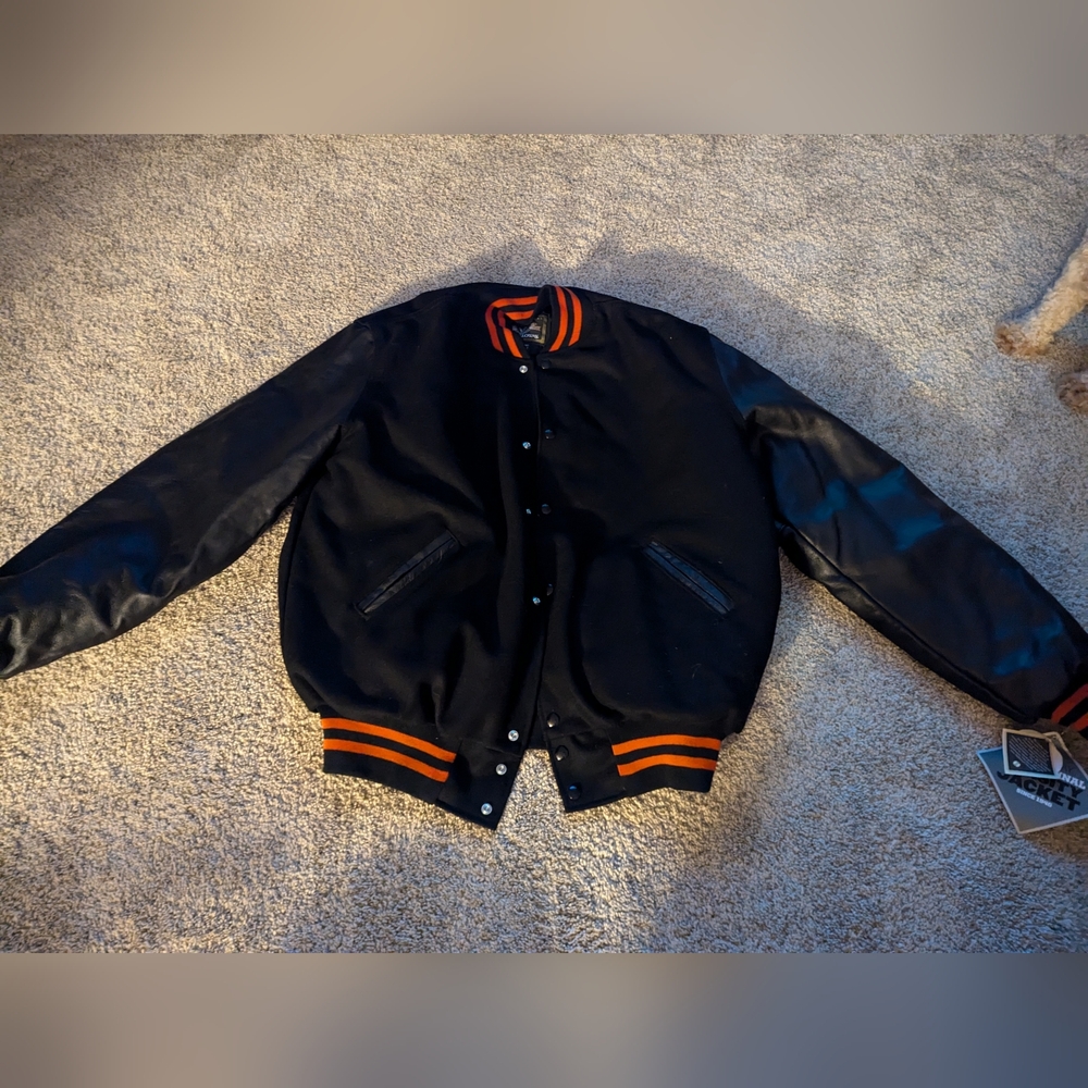 HOLLOWAY VARSITY JACKET large long - new condition